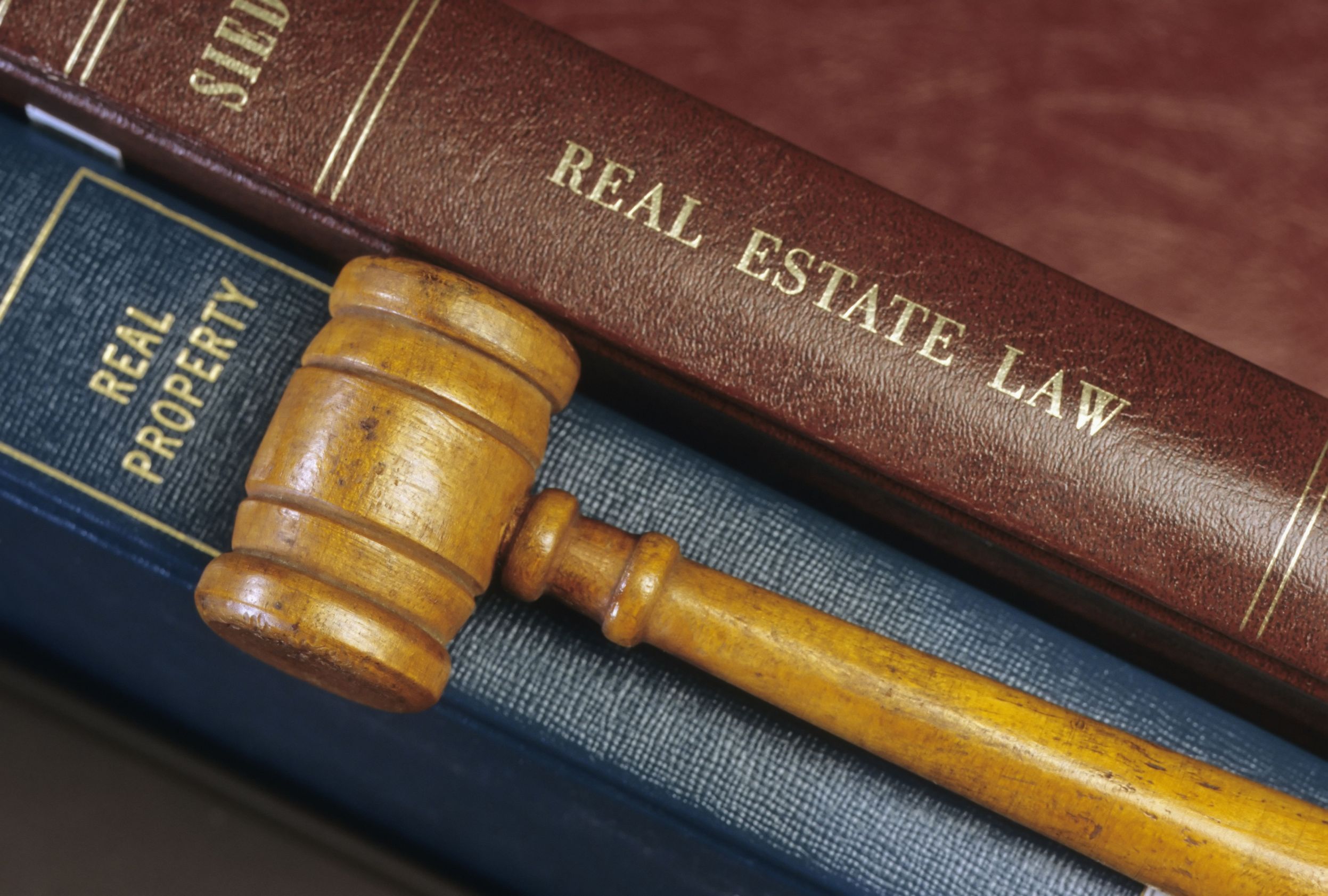 Instances When Property Purchase Should Involve Estate Litigation Attorneys in Annapolis MD