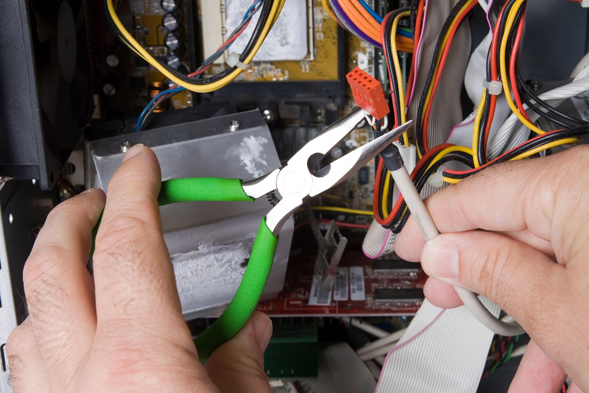 Find the Perfect Electrician for Domestic And Commercial Services