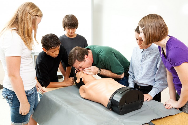 Making Sure They’re Certified: Why Your Lifeguards Need CPR Training