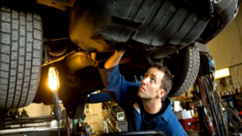 How to Know When You Need Auto Repair in Mesa