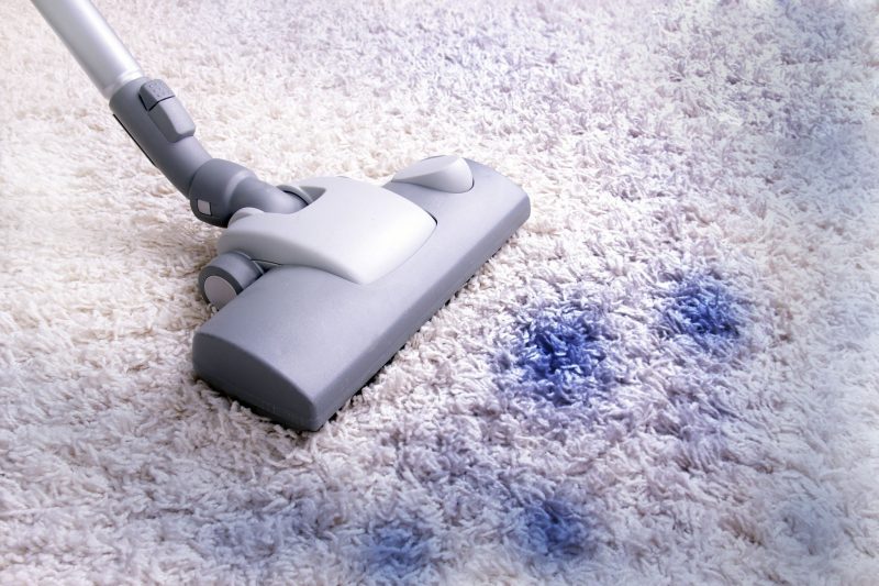 Using A Service That Does Area Rug Cleaning in Manhattan