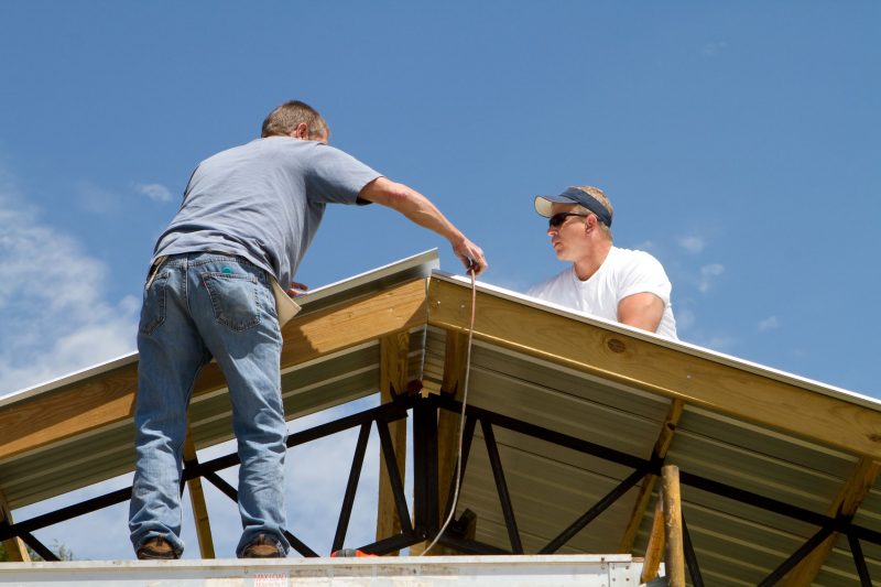 Choosing the Right Roofing Company in Wauwatosa, WI