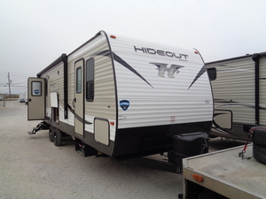 Considerations to Make Before Buying Travel Trailers in Des Moines, IA