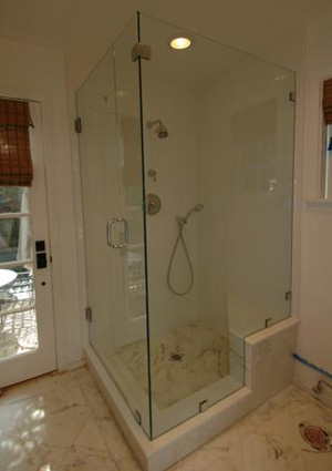 Signs it’s Time to Replace Shower Door Enclosures in Santa Clarita, CA